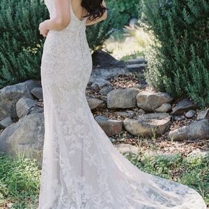 Elegant Lace Wedding Dress Ann Barge Elouise